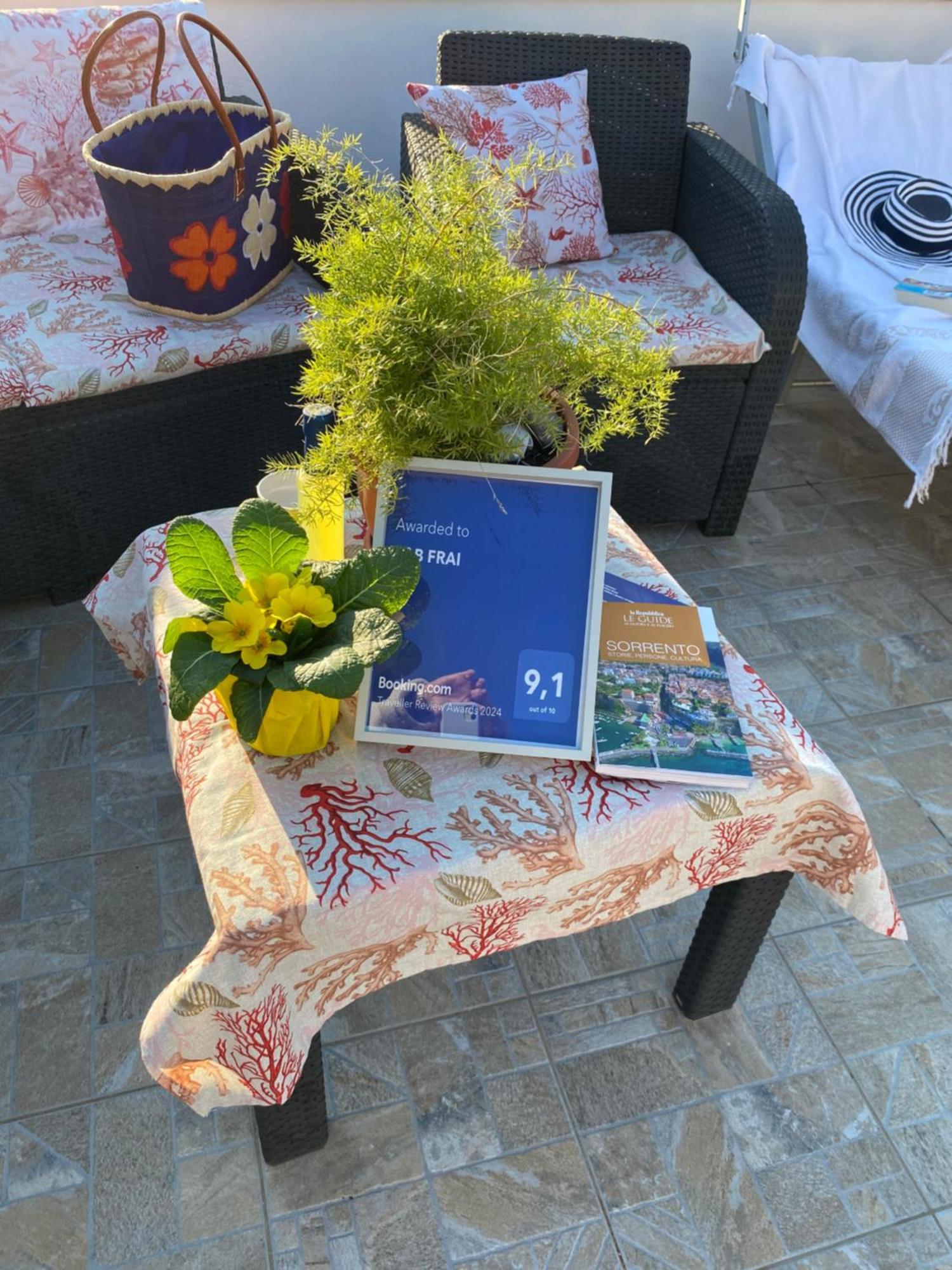 B&B Frai Sorrento Exteriör bild